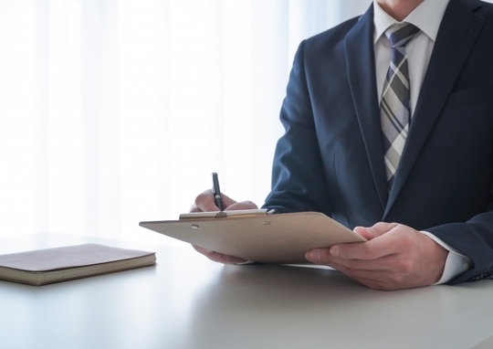 横浜市で化粧品製造・販売許可の取得なら行政書士・富樫眞一事務所