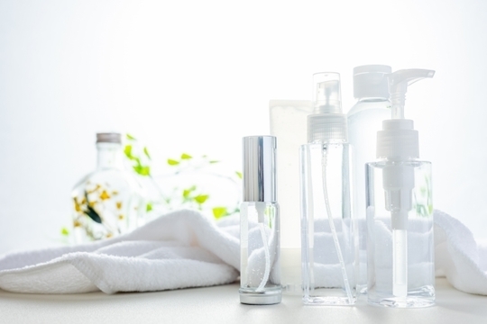 横浜市で化粧品の輸入販売許可取得のご相談なら行政書士・富樫眞一事務所